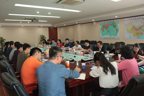 集團(tuán)調(diào)研公司改革發(fā)展工作