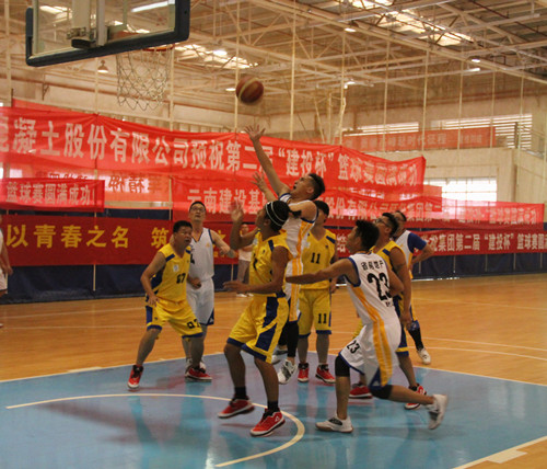 公司男、女籃球隊(duì)在集團(tuán)第二屆“建投杯”籃球賽上喜獲佳績(jī)