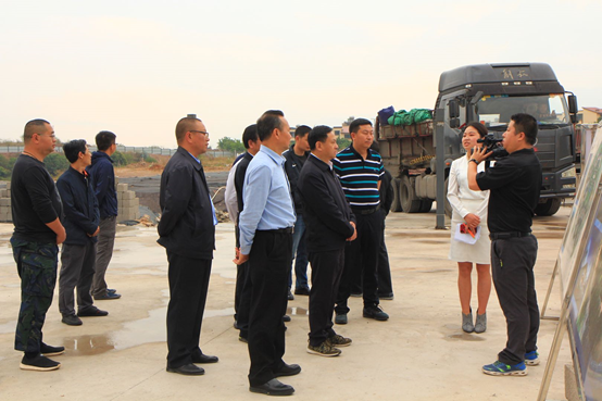 玉溪市副市長(zhǎng)柳文煒調(diào)研元江高橋二期項(xiàng)目
