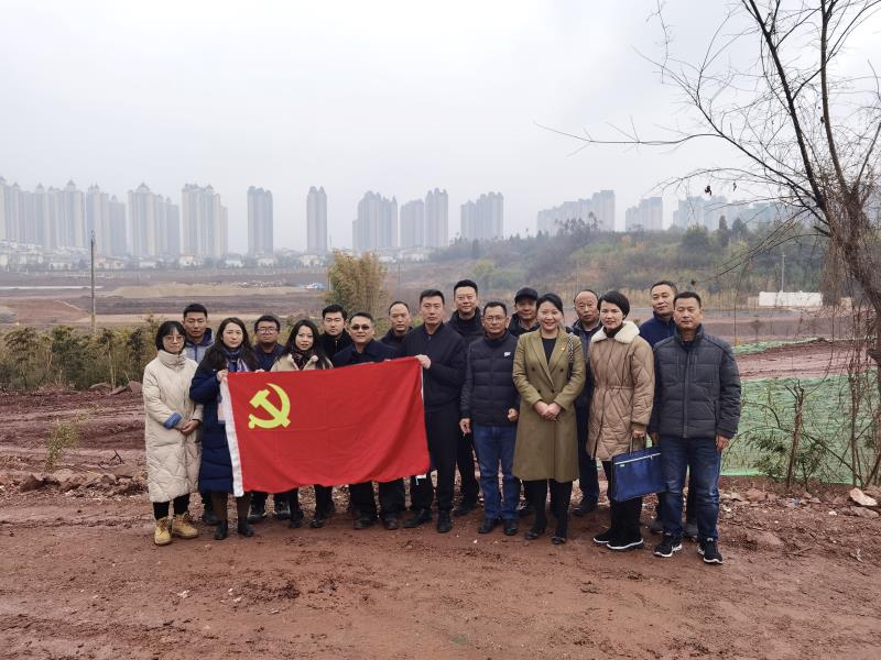 楊曉波到通泰公司安寧財大住宅項目調(diào)研