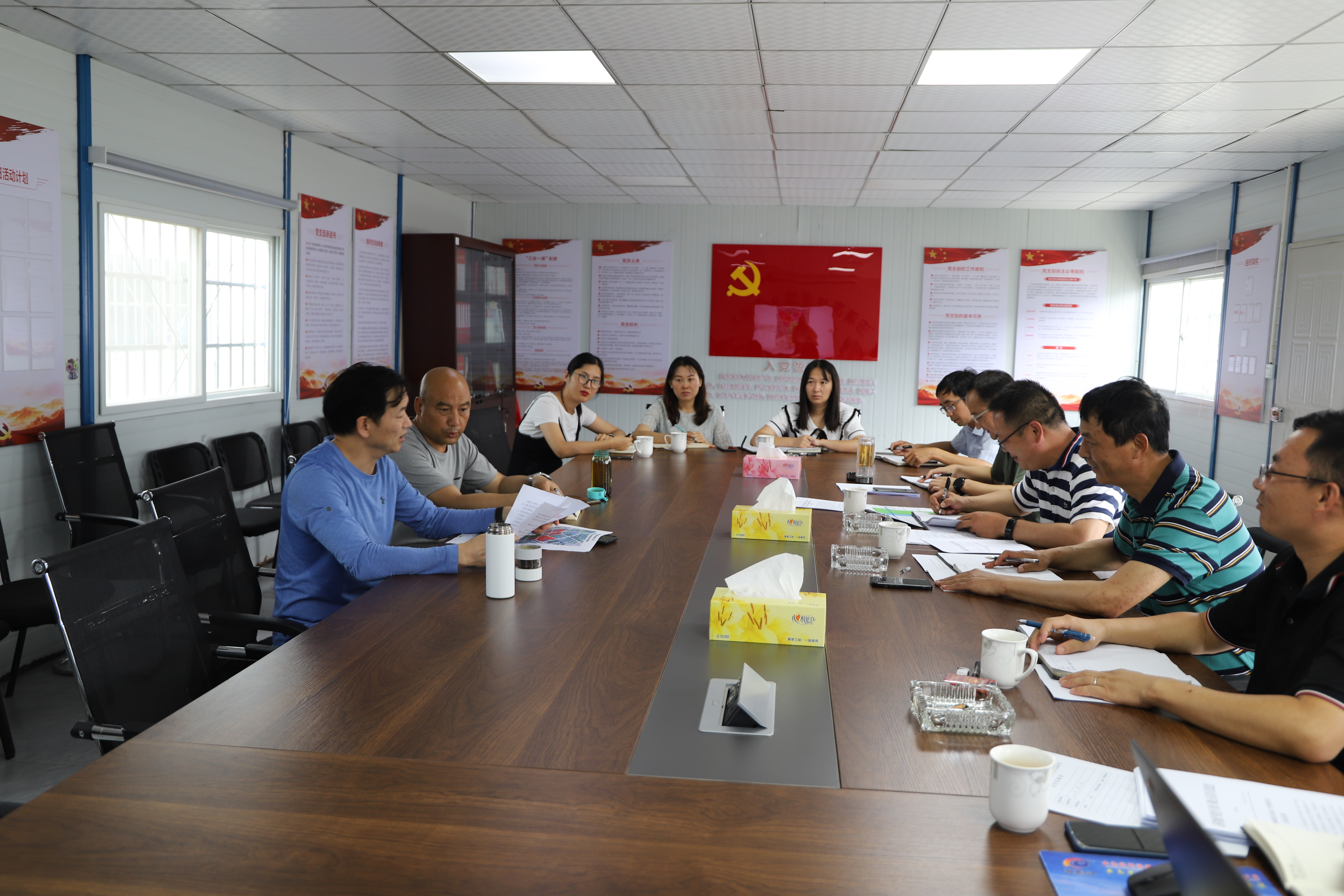 孟春柳到玉溪高鐵新城、安居和苑項目檢查指導(dǎo)