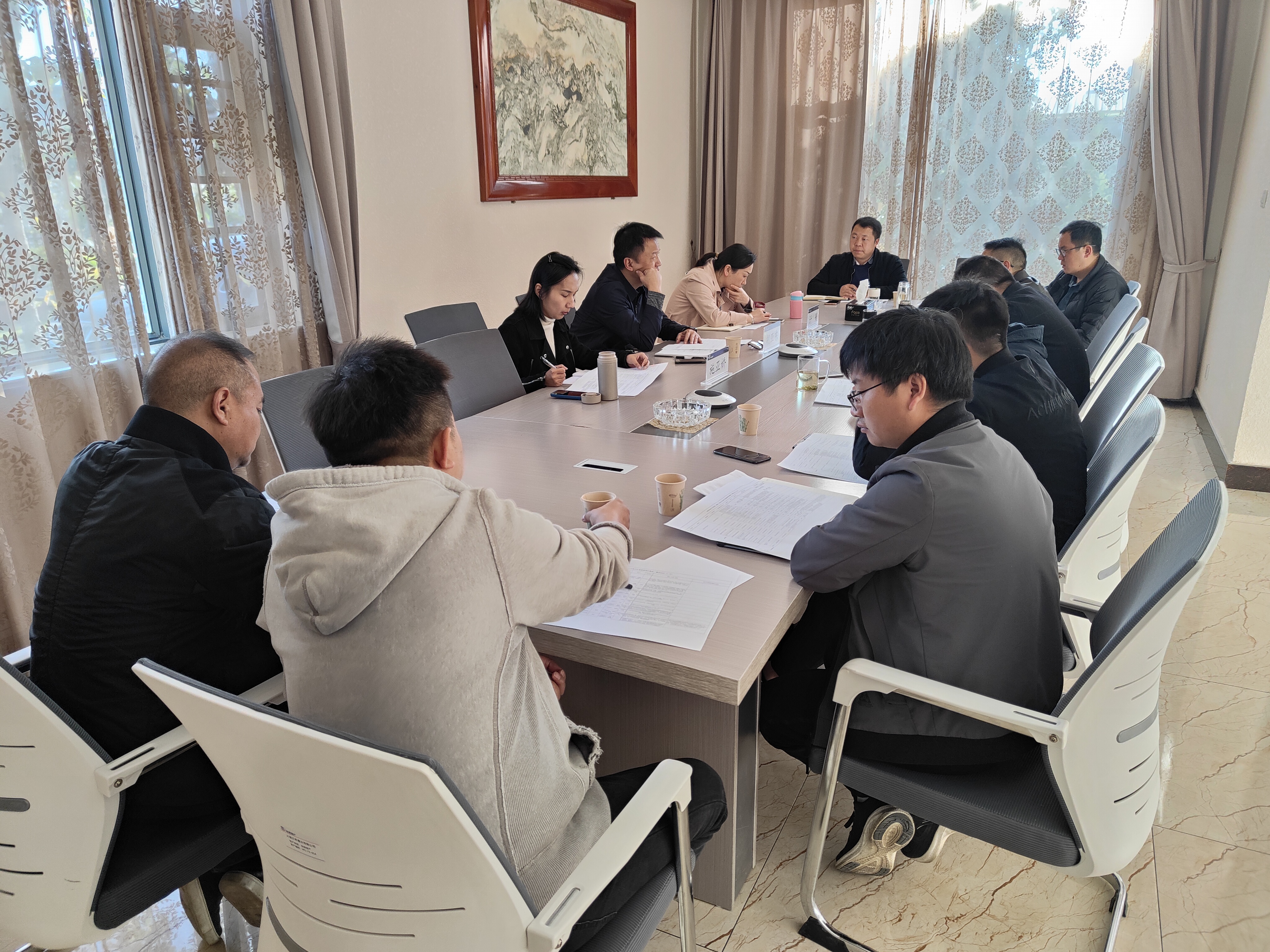 胡亞東到大理片區(qū)調(diào)研指導(dǎo)工作