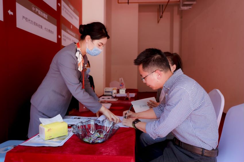  匠心不負期許 龍悅華府一期（東地塊）盛大交房