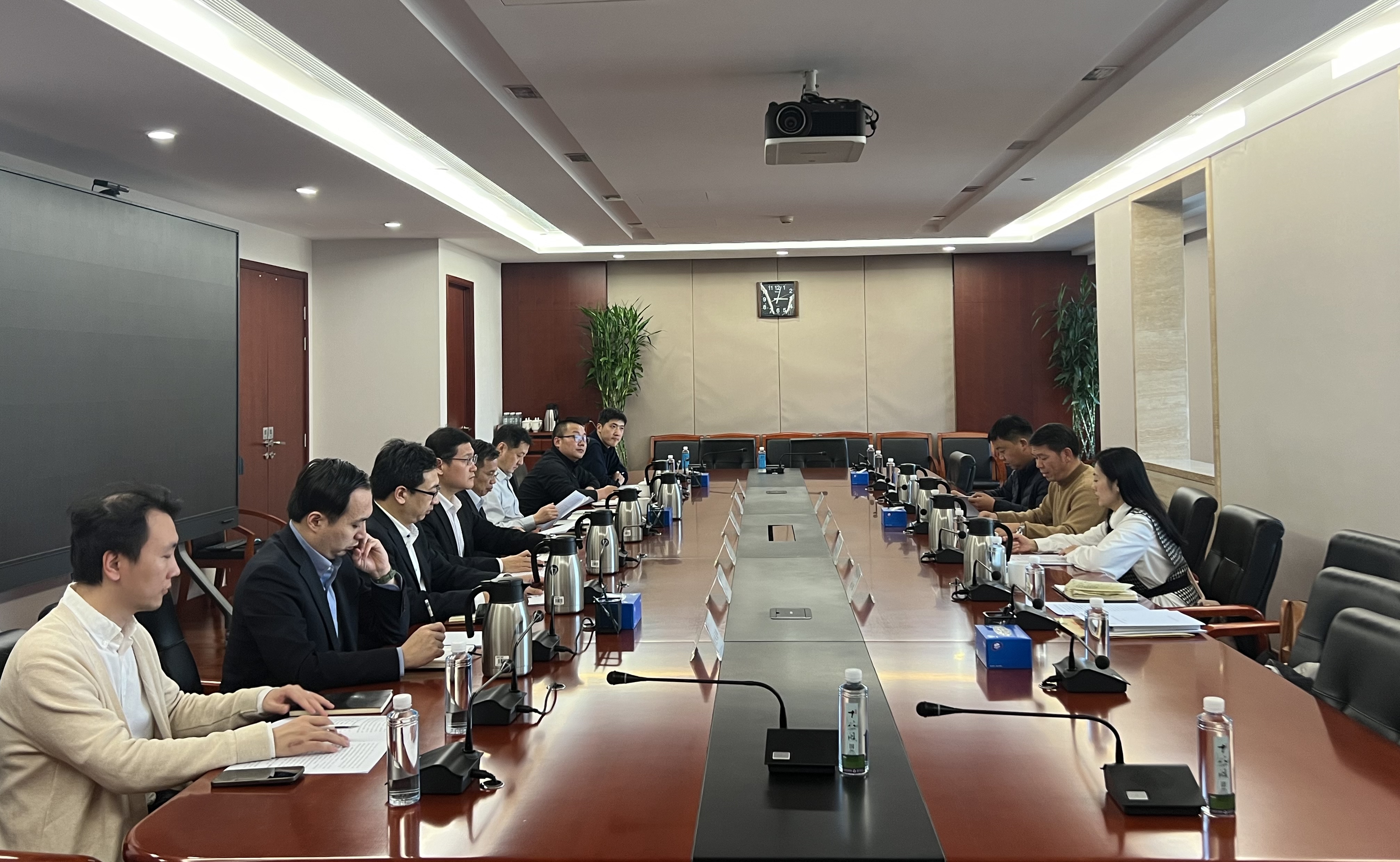 集團(tuán)與國開證券交流座談