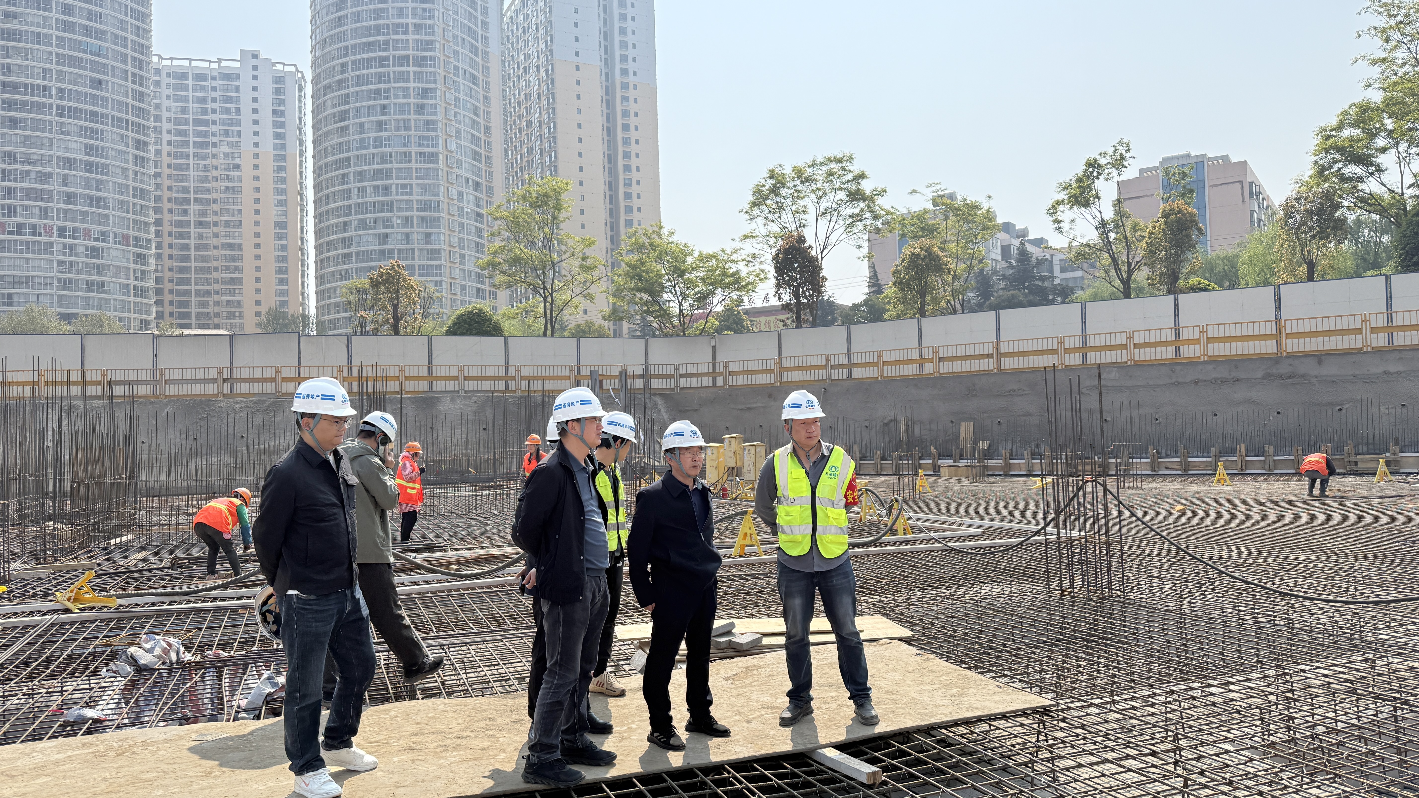 魏成凡、王正博到呈貢片區(qū)、曲靖片區(qū)檢查指導(dǎo)